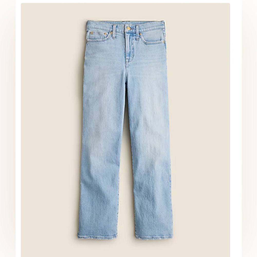 Slim wide leg jeans. New